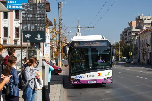 Ghid transport public în Cluj: bilete, abonamente și aplicații utile