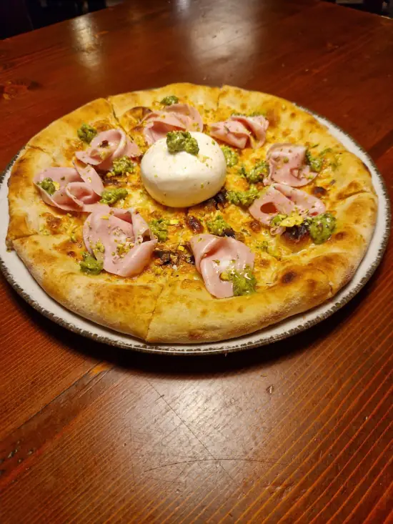 Pizza Rex – restaurant italian cu meniu zilei în Cluj-Napoca